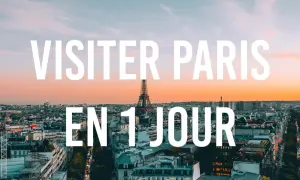 Vue panoramique de Paris au coucher du soleil, avec la Tour Eiffel et le texte "Visiter Paris en 1 jour". Idéal pour un jour de l'an à Paris.